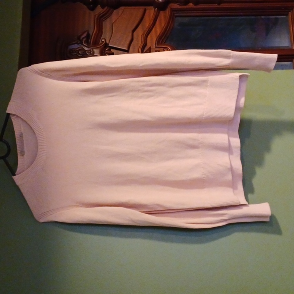 Everlane Sweater - Picture 2 of 8